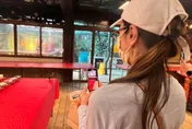 喜鵲報喜！楊紫瓊低調來台點燈祈福　今成奧斯卡首位華人影后