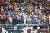 WBC棒球經典賽/從「逃兵仔」變英雄！　張育成感謝國人支持：謝謝大家的敬禮
