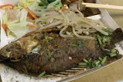 你敢吃嗎？4配菜+1主菜吳郭魚只要45元　網友：我寧願選肉燥