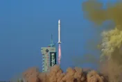 遼寧艦駛經台海之際　大陸發射長征2號甲運載火箭經過我防空識別區西南部
