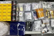 父子檔分工販毒！爸爸主持毒品分裝場　兒子找朋友合作網路兜售