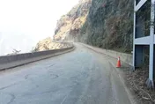 南橫台20線14.5K傳土石崩塌！甲仙段急派員搶修　已恢復通行