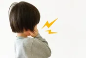 扯！9歲男童牙痛父異想天開拿「電鑽」幫止痛　直呼「這點小事就直接解決了！」
