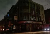 快訊/士林驚傳大停電！民眾受困電梯、紅綠燈失效　台電急搶修：已全數復電
