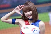 李多慧點名樂天女孩「她」最正！　激讚「歐巴喜歡的類型」：腿長又漂亮