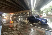 天公伯送水了！彭啟明指「大片閃電對流南下」　全台雨最大時間曝光