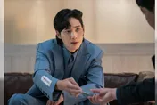 《黑暗榮耀》惡角「全宰寯」竟超膽小！朴成勳親曝性格完全不同　坦言演反派很困難