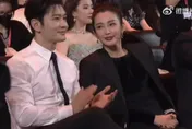 Angelababy離婚後首同框黃曉明！李冰冰「悄悄話」被讀唇語掀議