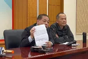 狒狒左胸那槍誰指使的？新竹縣府「才打給獵人」…副縣長詫異：他已經在現場