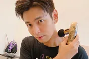 楊子儀被封殺　秦楊PO「一支番仔火」疑抱不平：藝人不是任憑糟蹋