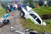 悲上加悲！參加喪禮回程「車輛突失控」墜溝　4親友全沒命