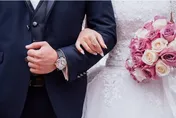 無緣大姑插手婚事！準新娘流產求婚紗改期　遭冷回「都約好了」…她心碎放生