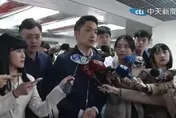 費鴻泰當面要求做出「痛苦決定」？蔣萬安大笑一聲回應了！