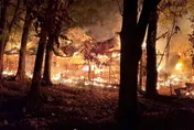 快訊/雪上加霜！關廟雞舍燒起來宛如森林火災　持續灌救中
