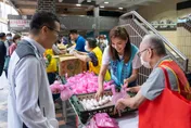 芯費、堅偉全汗顏！同框羅智強照片超暖心　鍾沛君：初選一定槍林彈雨？大安區只有團結！