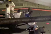 影/黃湯下肚變個人？新店莽男熱湯對女友潑臉　友人勸架衰被揍