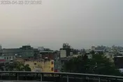 汙染物累積！中部地區「空氣品質亮橘燈」　午後臭氧濃度再增