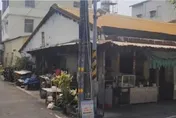 洗個澡被電的不要不要！屏東歸仁路路燈漏電　台電緊急關電