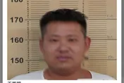 快訊/抓到了！台南外役監通緝犯張天昊　法雨寺落網