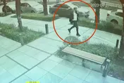 士林街頭拿水果刀隨機嚇妙齡女　警找到怪男子搜出這個