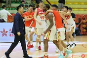 救世主是他！萊斯飆44分超狂大三元助太陽2OT奪勝　季後挑戰賽扳平英熊