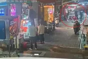 影/士林夜市爆全武行！「飆罵我顧客」麻將攤糾眾砸牛肉店