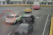 影/2男行車糾紛火氣大持刀互嗆　警到場全帶回送辦