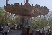 設施轉一半突崩塌！夢幻樂園淪恐怖景點　遊客失控墜地驚悚畫面曝