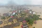 影/「橋樑被沖垮」！福建4官員巡視落水失蹤　豪雨成災江西49.7萬人受災