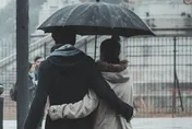 明晨低溫下探17度！「這天起」迎好天氣　週末鋒面報到再炸雨彈