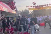 影/朝天宮媽祖出巡　停駕水仙宮赴「平安宴」竟遭黑衣人鬧場