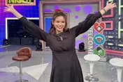 蘿莉塔頂圓球搭機！放倒椅背「遭用力拍打」　後座乘客2行為網全怒了