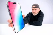 iPhone 15 Pro Max最新模型機曝光　邊框變窄、改用Type-C
