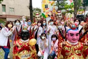 影/活力滿滿片！朴子電音三太子台中醫院祈福　預祝白衣天使護師節快樂