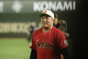 山川穗高加盟記者會滿是歉意！喊「不背叛妻」　軟銀總管看到他的改變