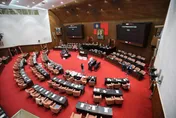 立院戰火延燒！祭出史無前例「3對3對決」　執政黨強悍回擊了
