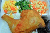 便當三菜一主食營養均衡？營養師：排骨便當+珍奶直接吃掉一天熱量
