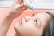 除老化、3C使用過度「這些族群」也是乾眼症高風險族群！嚴重恐致角膜潰瘍