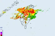快訊/「雨彈」雷雨帶南移轟炸　南投、嘉義防劇烈降雨與雷擊