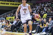 楊敬敏爆砍20分！國王血洗夢想家　季後賽1：0領先