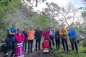 影/飛龍瀑布空拍搜救！確認2死3失聯　1女掛山壁、1男陳屍深潭