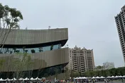 桃園大秘寶加一！鄭文燦任內斥資20億元建造　桃園總圖遭爆漏水、地下室淹水