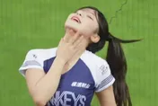 首度在台重現神曲！李多慧自摸腰臀wave　3分鐘solo曝光…樂天女孩全看呆
