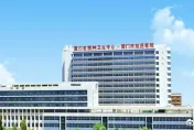 女子健檢慘遭60歲噁心狼醫「舔私密處」　男友心疼：絕對是慣犯！