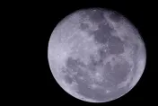 把握時間快許願！今天是「水瓶超級滿月」　開運趁現在