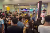 影/台中2家麥當勞今晚熄燈！民眾聚集拍照留念　「復活」新據點曝