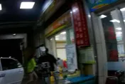 警車當救護車！高雄4歲童半夜昏迷　暖警開路3分鐘送醫