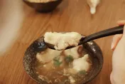 「漲」聲響起！萬華50年老店花枝羹湯120元　老闆嘆：「只剩鹽沒漲」