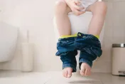 大便「油又臭」伴隨５症狀小心！恐罹癌王「胰臟癌」徵兆
