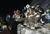 烏克蘭第聶伯羅遭俄羅斯飛彈擊中　民宅倒塌多人受困